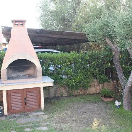 Apartment Casa Vacanze - Bilocale Con Piscina E Giardino Murta Maria