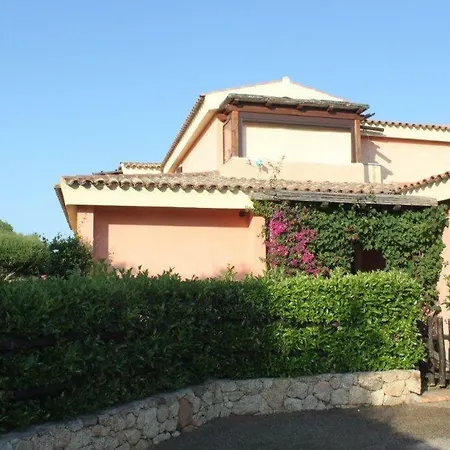 Casa Vacanze - Bilocale Con Piscina E Giardino Apartment Murta Maria