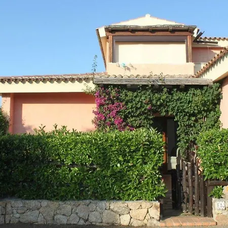 Casa Vacanze - Bilocale Con Piscina E Giardino Apartment